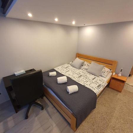 Belvarosi Exkluziv Loft เดเบรตเซน ภายนอก รูปภาพ