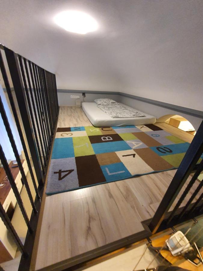 Belvarosi Exkluziv Loft เดเบรตเซน ภายนอก รูปภาพ